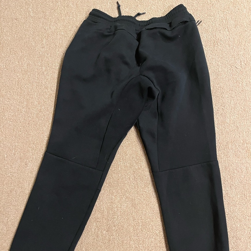 Nike Tech Fleece Joggers Black large